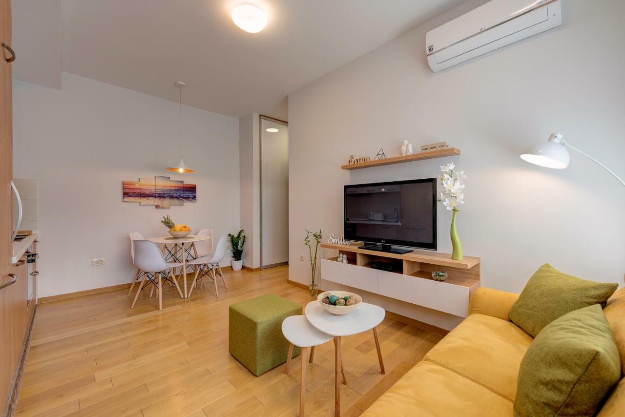 Апартаменты Sunray Тиват Экстерьер фото