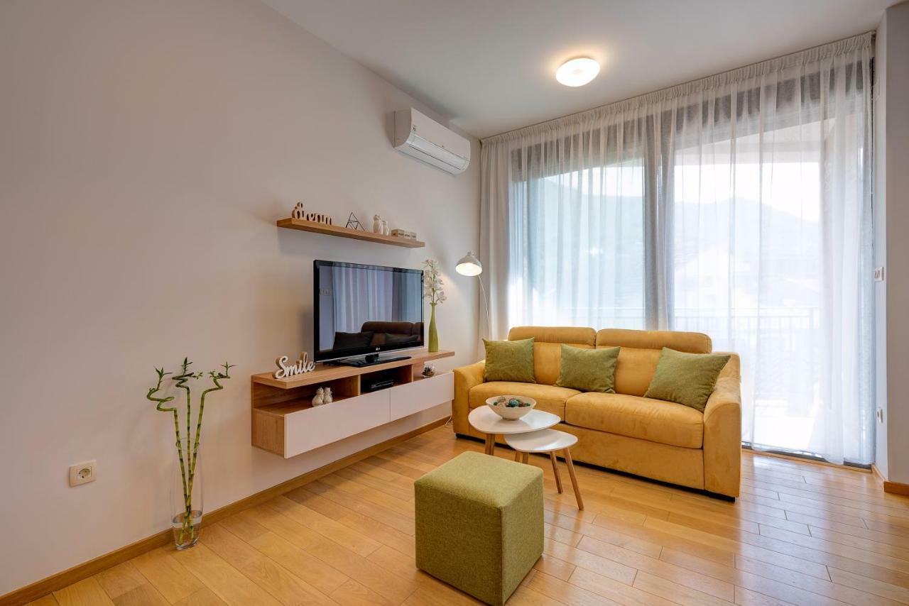 Апартаменты Sunray Тиват Экстерьер фото
